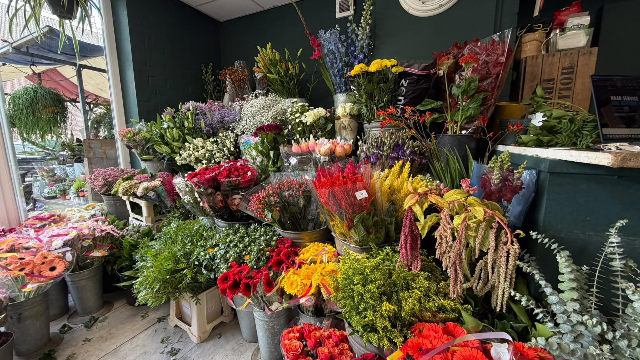 Het interieur van de winkel